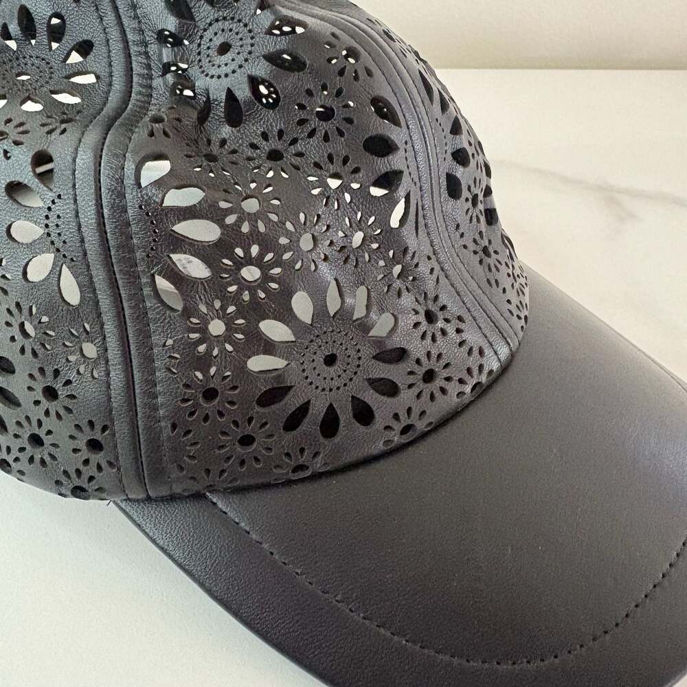 Christian Dior Black Lambskin Leather Laser Cut Floral Hat Size 57 Small - Picture 3 of 10